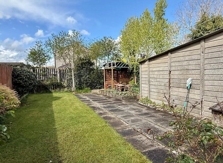 25 Oakleigh Park, Portadown, BT62 3QF