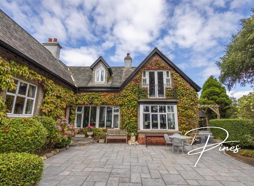 The Pines, 10 Rostrevor Road, Warrenpoint, Newry, BT34 3RT
