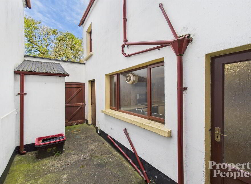 6 Ponsonby Avenue, Belfast, BT15 2LS