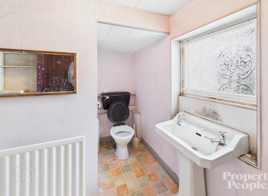 6 Ponsonby Avenue, Belfast, BT15 2LS