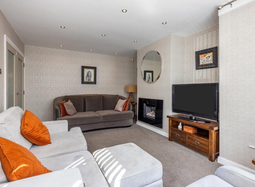 5 Osborne Place, Belfast, BT9 6YP