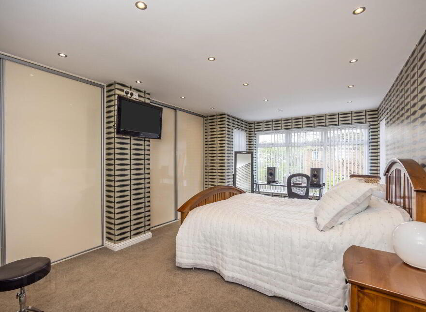 5 Osborne Place, Belfast, BT9 6YP