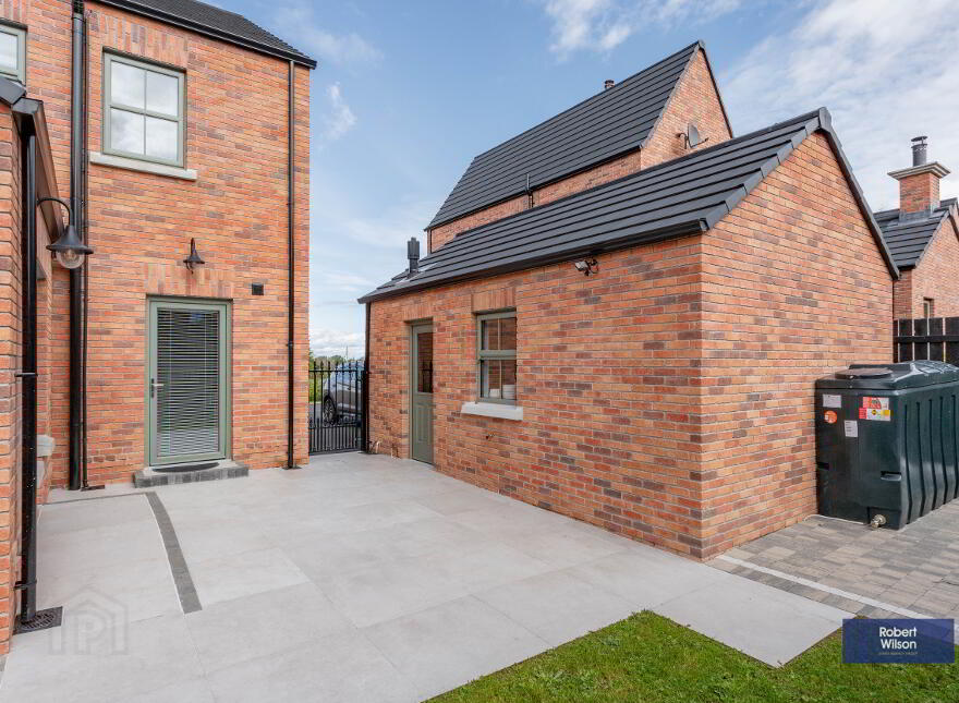 42 Blackthorn Manor, Bleary, BT66 8FN