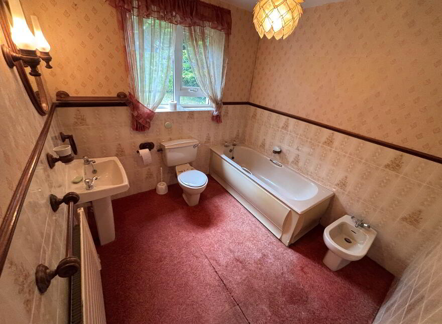 19 Drumcliffe Terrace;, Donegal Town, F94F6F8