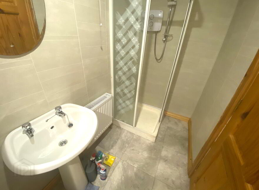9 York Street, Castleblayney