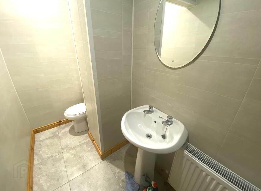 9 York Street, Castleblayney