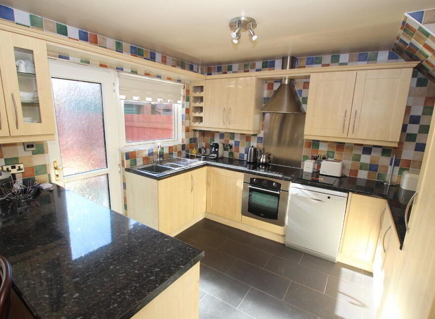 8 Richmond Crescent, Newtownabbey, BT36 5LG