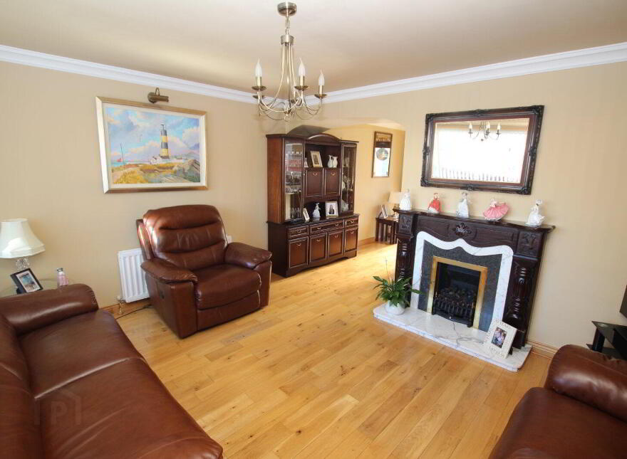 8 Richmond Crescent, Newtownabbey, BT36 5LG