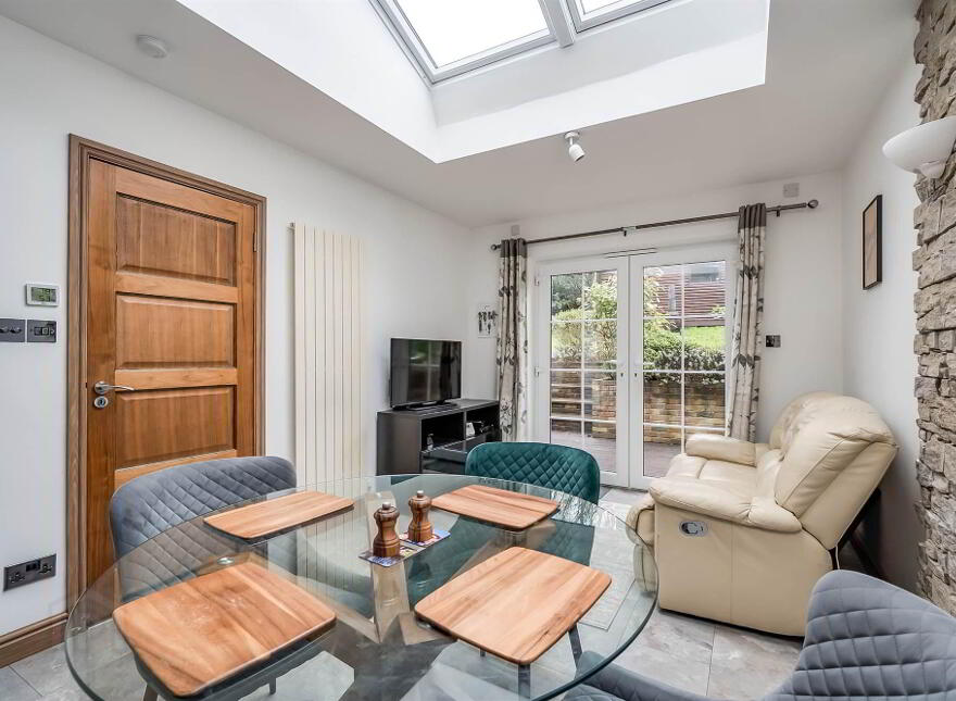11 Newtownards Road, Comber, BT23 5AZ