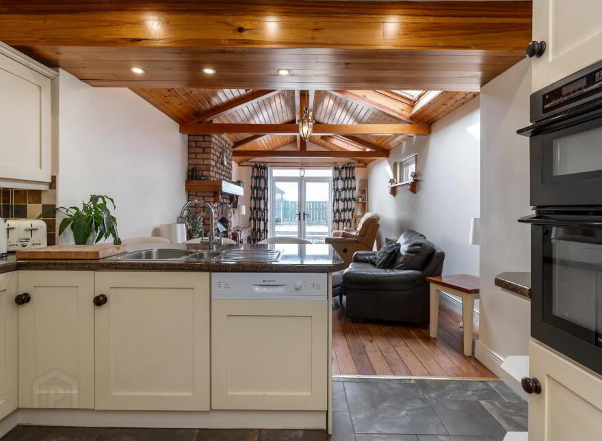32 Heathermount Court, Comber, Newtownards, BT23 5NT