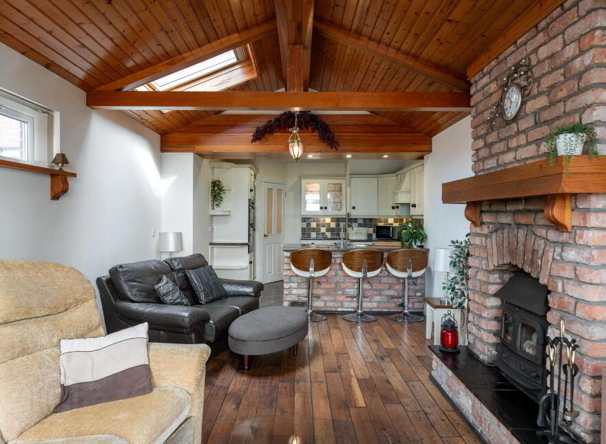 32 Heathermount Court, Comber, Newtownards, BT23 5NT