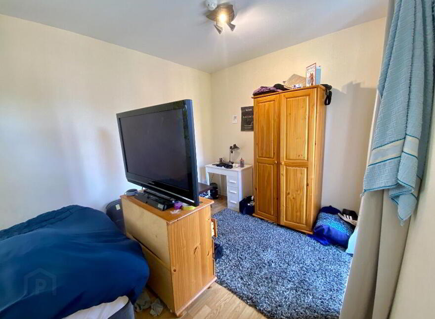 2, 25 Rugby Avenue, Belfast, BT7 1RD