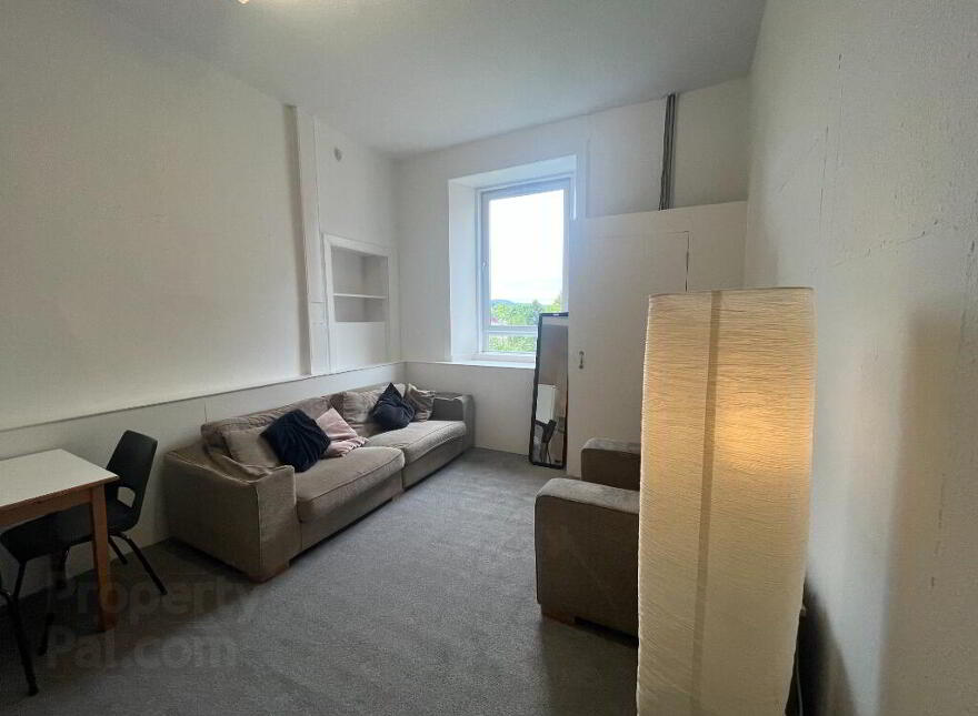44 Merchiston Avenue, Edinburgh, EH10 4NZ photo
