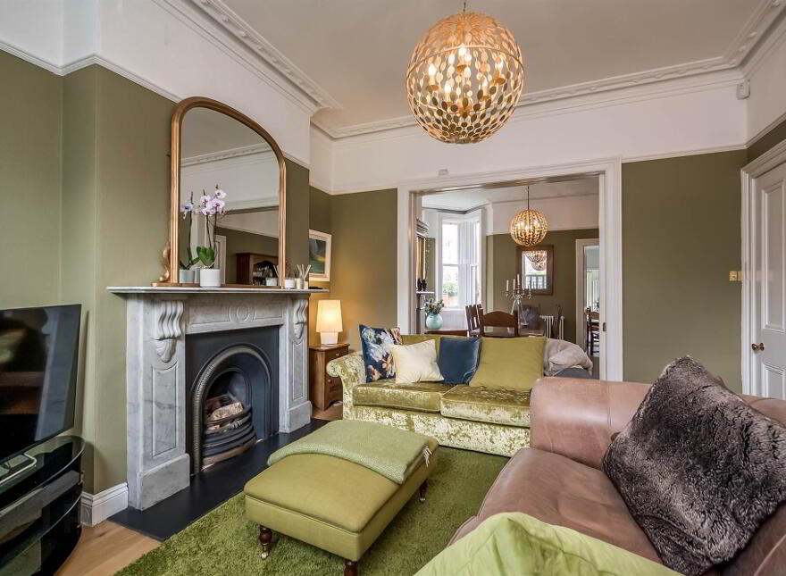 20 Knockbreda Road, Rosetta, Belfast, BT6 0JA