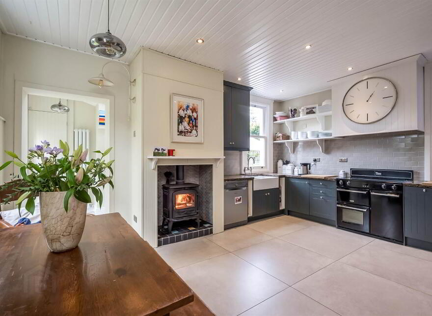 20 Knockbreda Road, Rosetta, Belfast, BT6 0JA