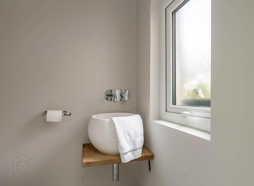 20 Knockbreda Road, Rosetta, Belfast, BT6 0JA