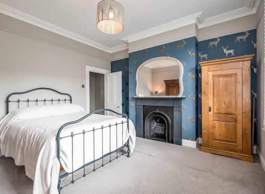 20 Knockbreda Road, Rosetta, Belfast, BT6 0JA