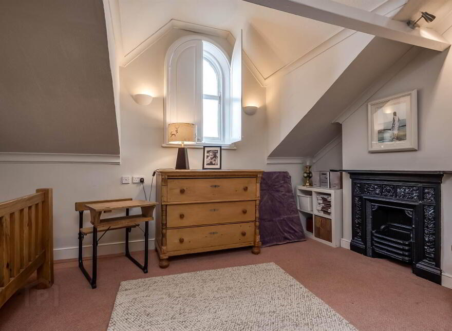 20 Knockbreda Road, Rosetta, Belfast, BT6 0JA
