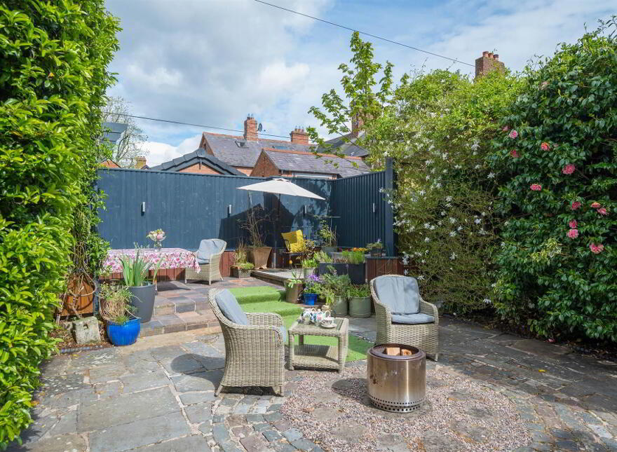 20 Knockbreda Road, Rosetta, Belfast, BT6 0JA