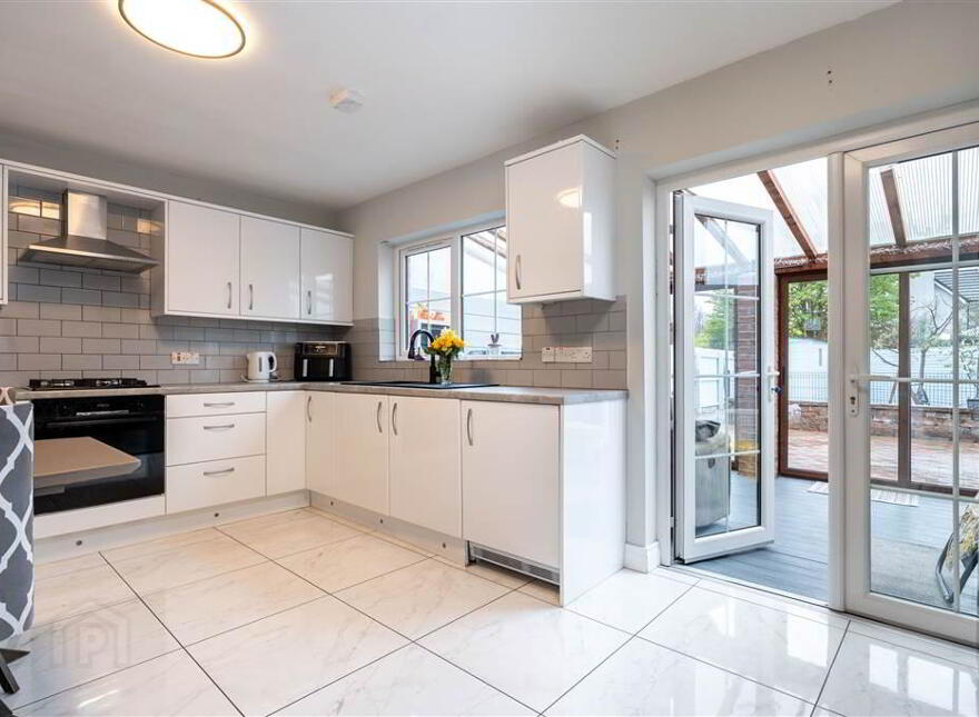 23 Frys Meadow, Ballymena, BT43 7BU