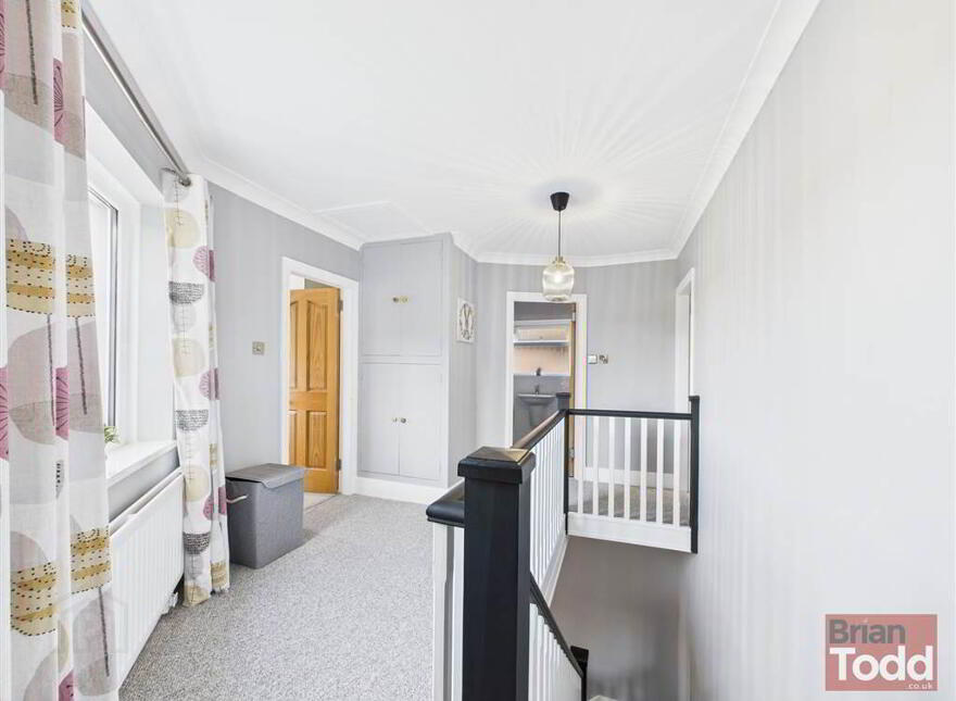 Glenarm Road, Larne, BT40 1BN