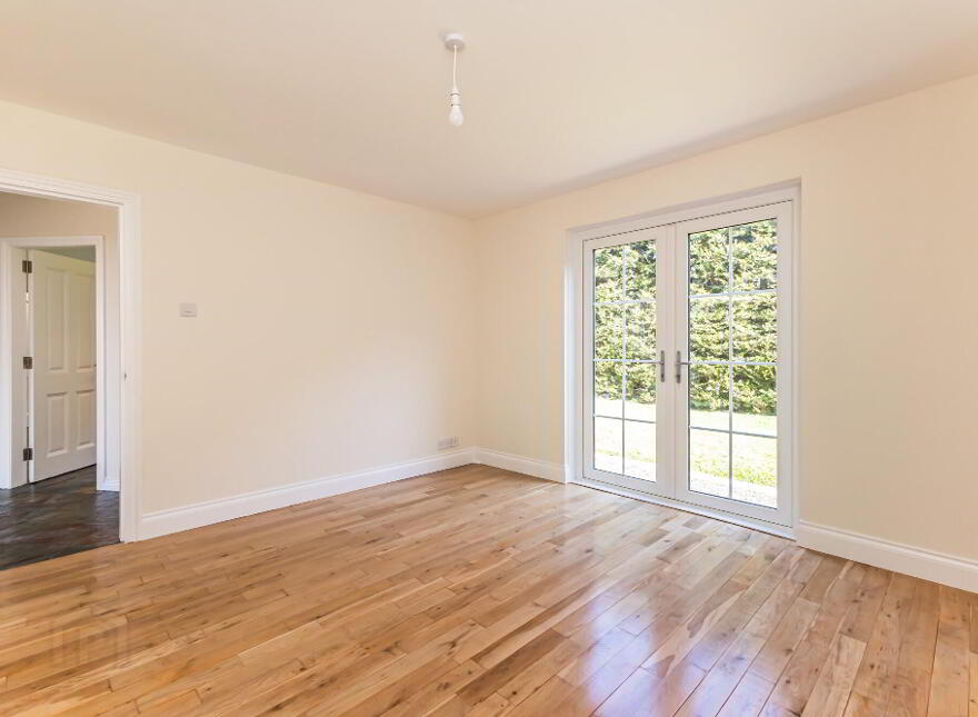 26c Lough Road, Ballinderry, Lisburn, BT28 2JY