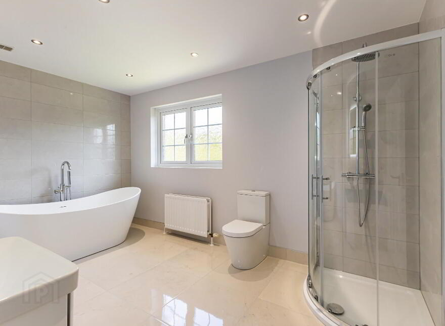 26c Lough Road, Ballinderry, Lisburn, BT28 2JY