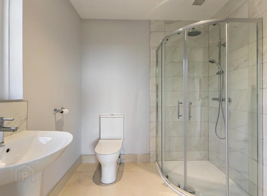 26c Lough Road, Ballinderry, Lisburn, BT28 2JY