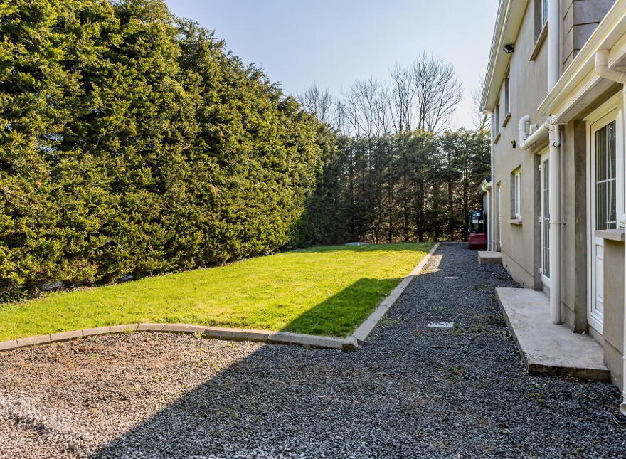 26c Lough Road, Ballinderry, Lisburn, BT28 2JY