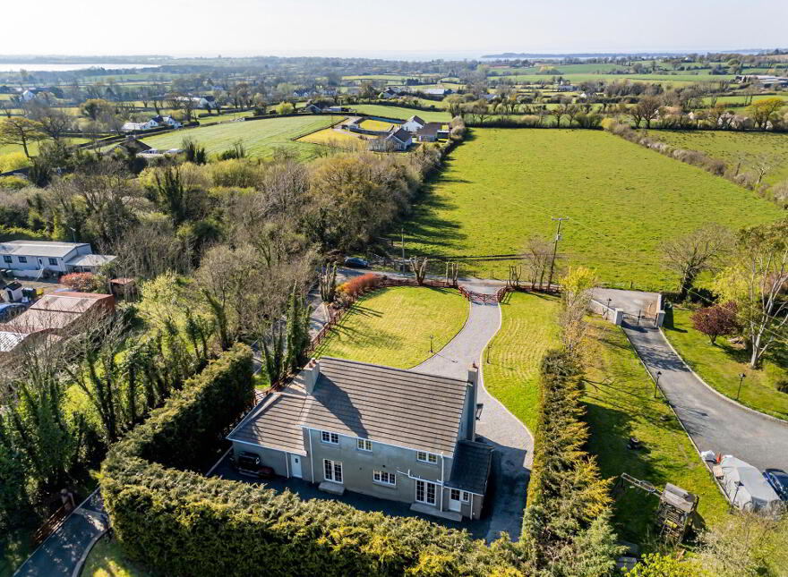 26c Lough Road, Ballinderry, Lisburn, BT28 2JY