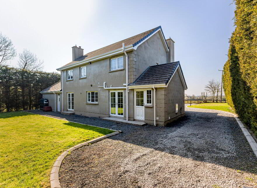 26c Lough Road, Ballinderry, Lisburn, BT28 2JY