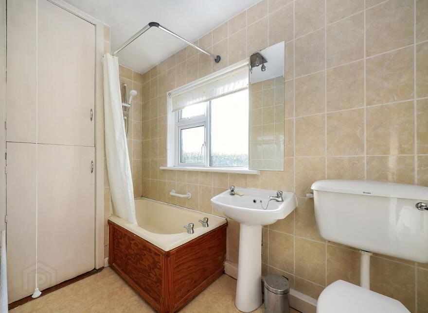 77 Beechwood Lawns, Rathcoole, Dublin, D24Y409