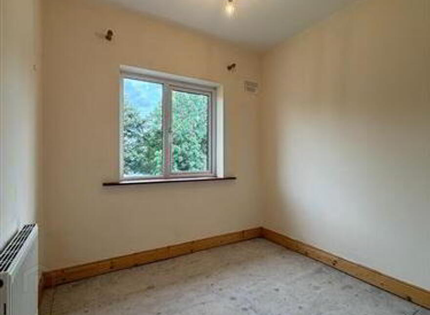 10 Woodside Park, Ballaghaderreen, F45X786