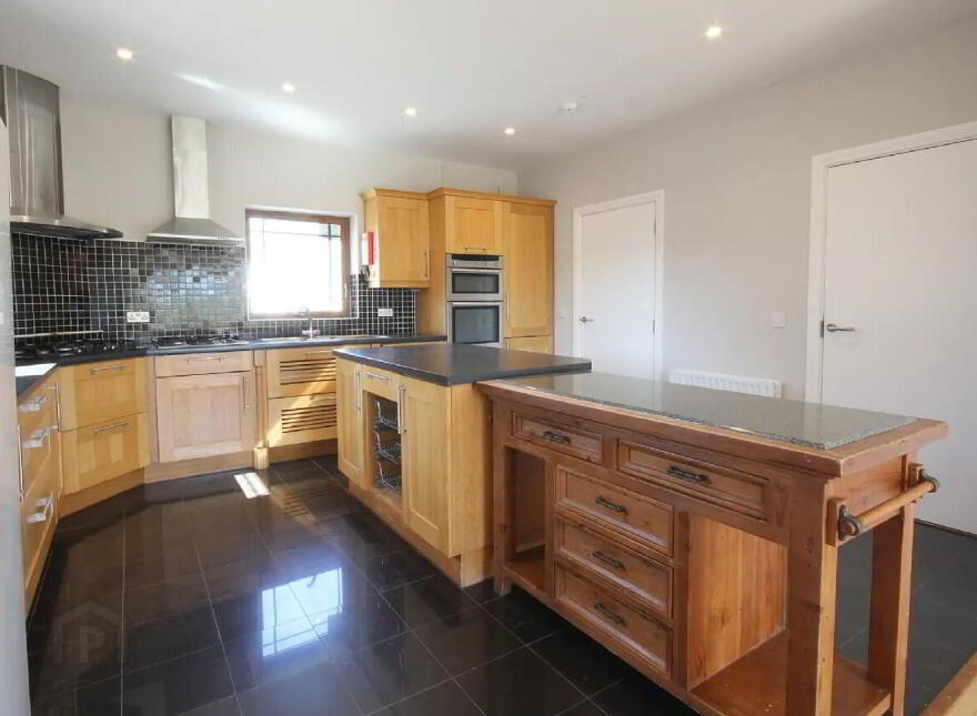 Mac Nean Manor, Blacklion, F91N9D5