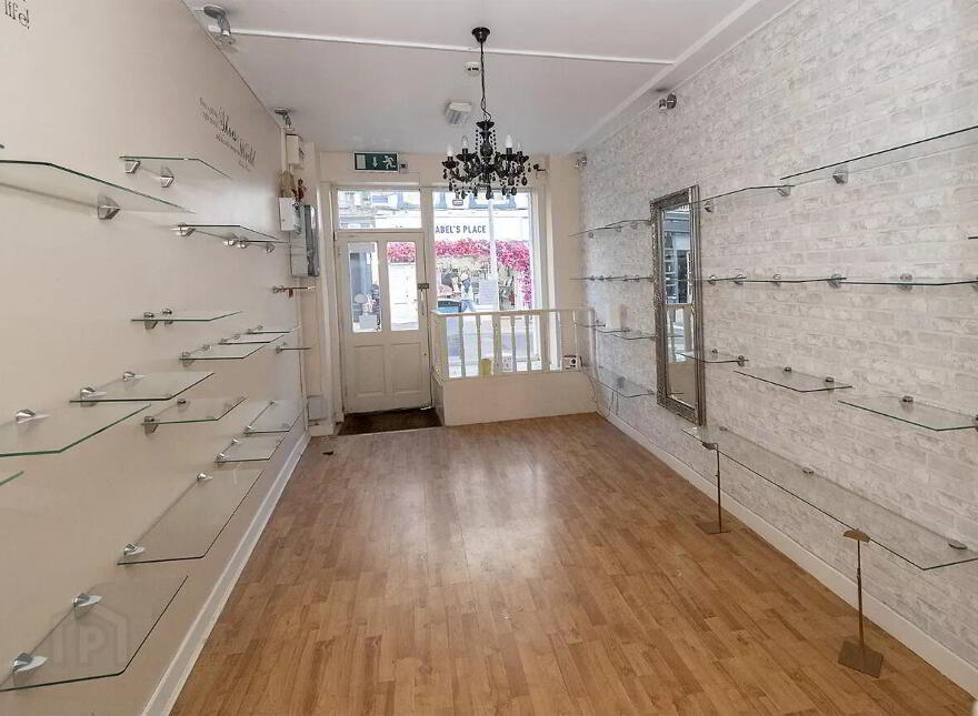7 Main Street, Dungarvan, X35XH93