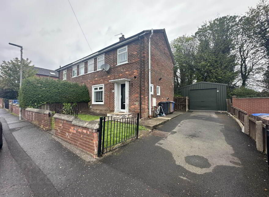 112 Mount Vernon Park, Shore Road, Belfast, BT15 4BJ photo