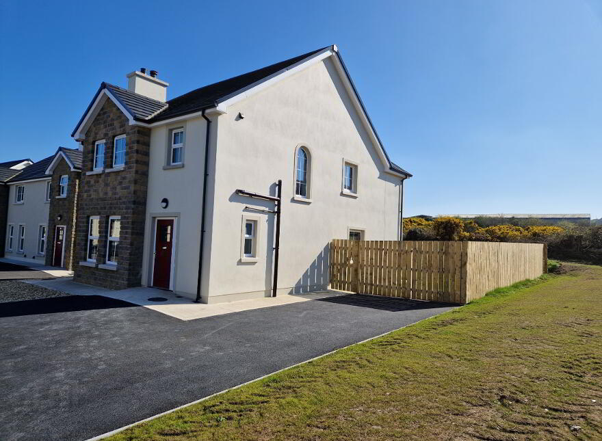 Dromliskin Court, Watsons Road, Newry, BT35 7FU