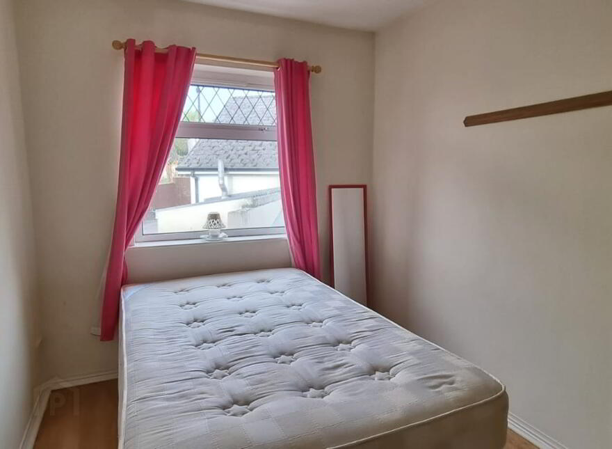 1 Main Street, Fintona, Omagh, BT78 2AA