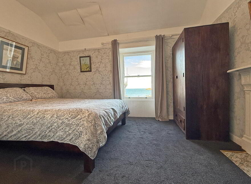 16 Dhu Varren, Portrush, BT56 8EN