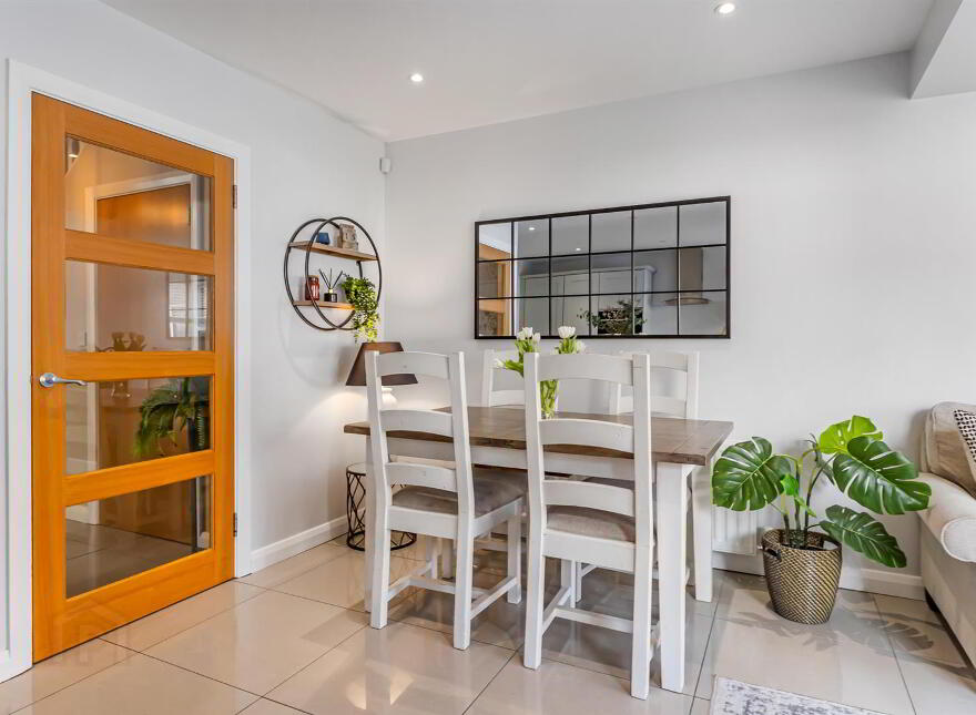 6 Hillview, Moneyreagh, BT23 6EZ