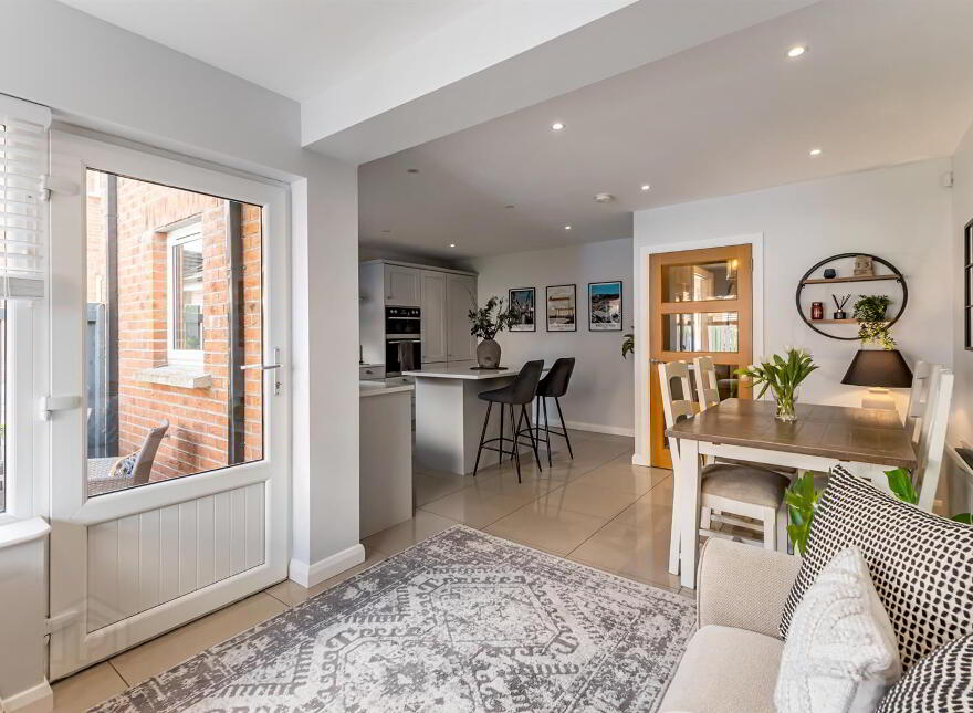 6 Hillview, Moneyreagh, BT23 6EZ