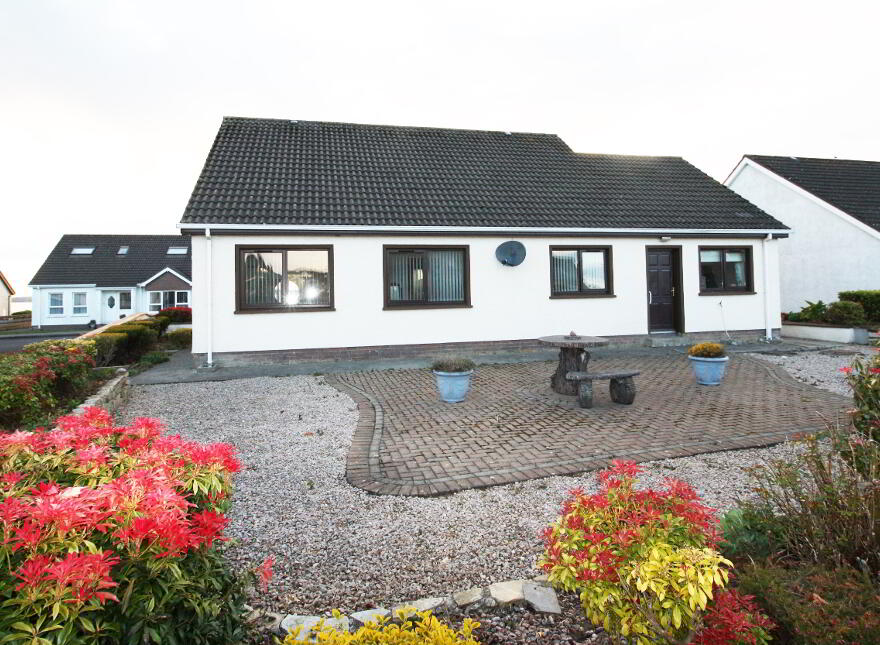 Bray Lodge, 17 St. John's Park, Buncrana, F93AE16