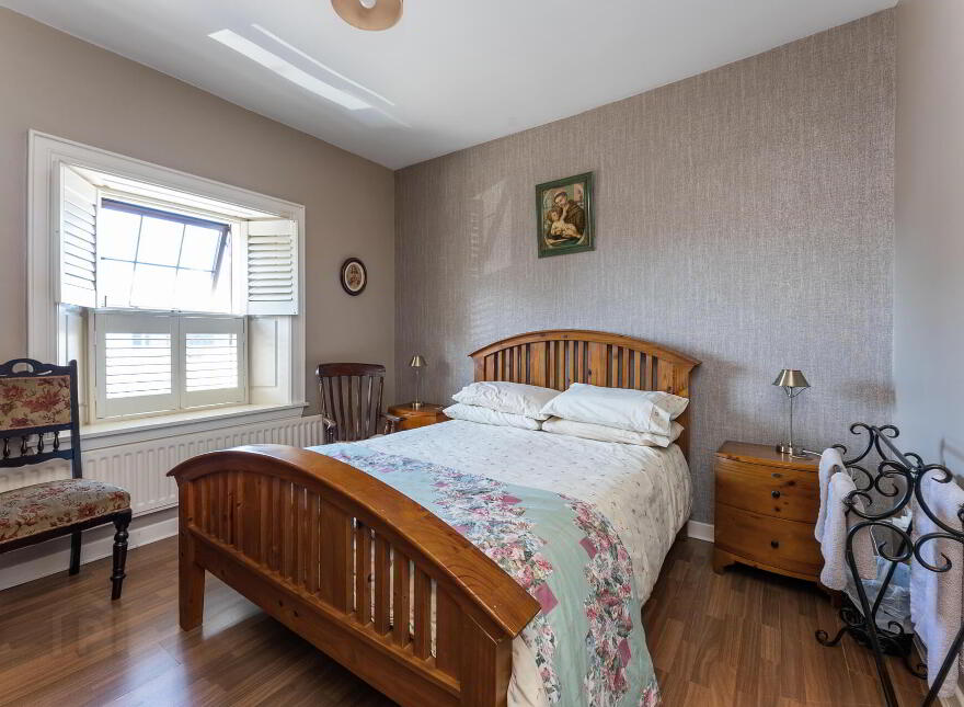 Murtagh' S Bar & Guesthouse, 13-15 North Street, Crossmaglen, Newry, BT35 9AB