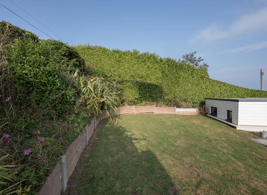 Whistler, Coast Road, Fountainstown, P43K300