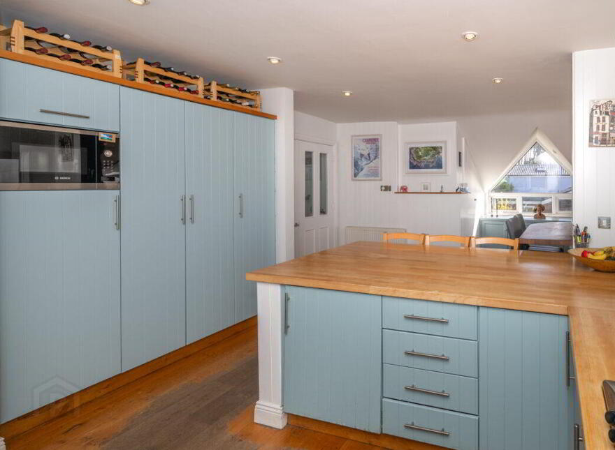 Whistler, Coast Road, Fountainstown, P43K300