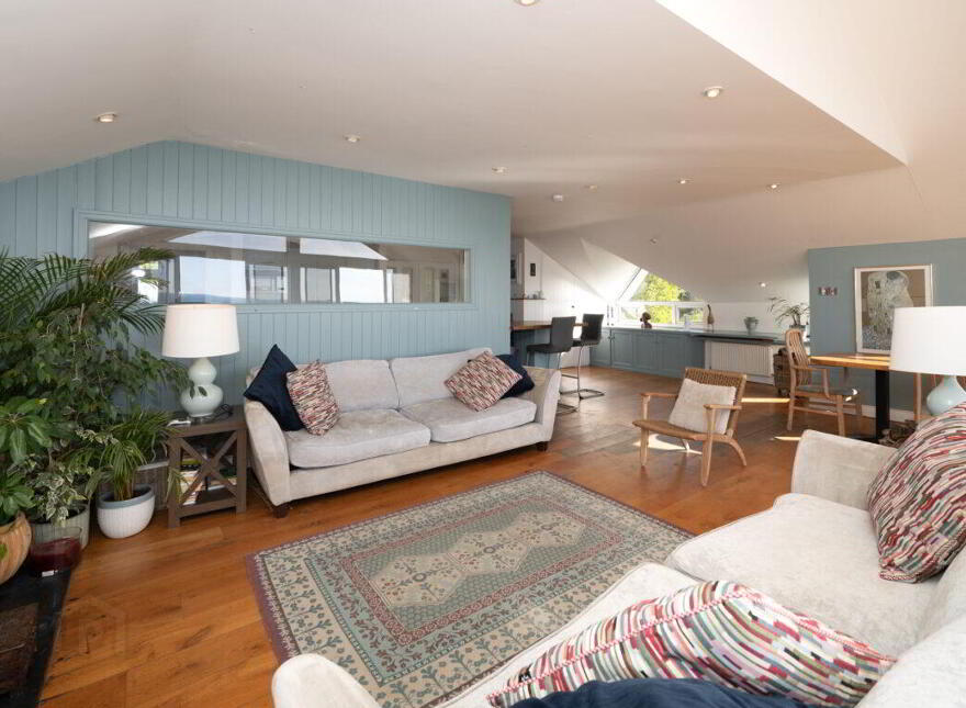 Whistler, Coast Road, Fountainstown, P43K300