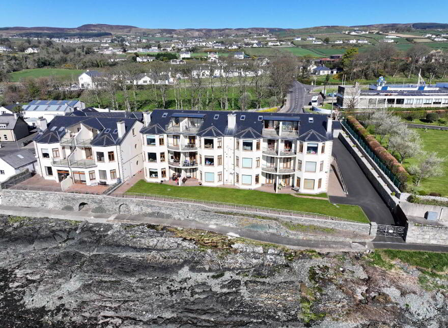 Apartment 10 Carrickaman, Greencastle, F93V272