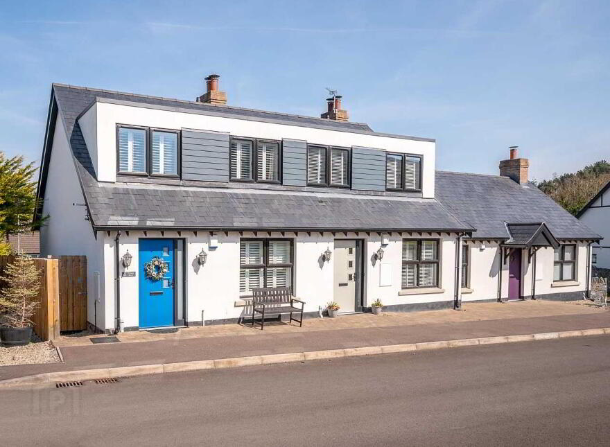 5 Village Brow, Crawfordsburn, BT19 1FT photo