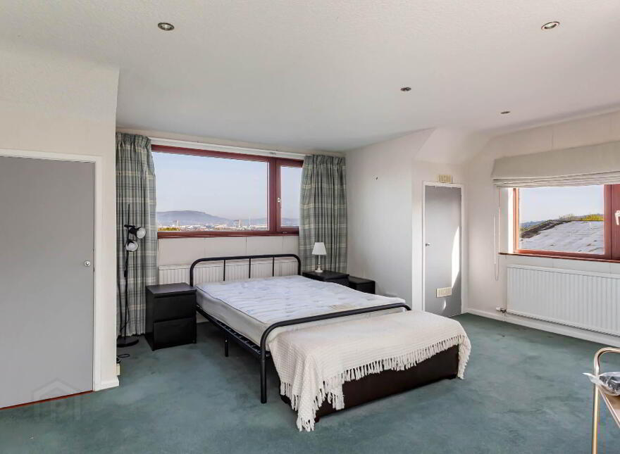 12 Rosemount Park, Belfast, BT5 7TR