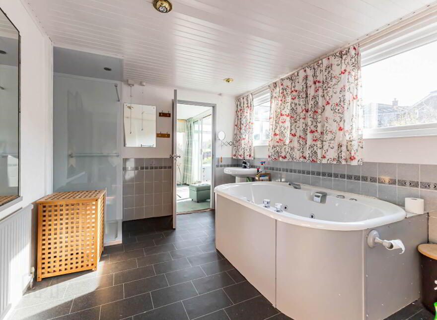 12 Rosemount Park, Belfast, BT5 7TR